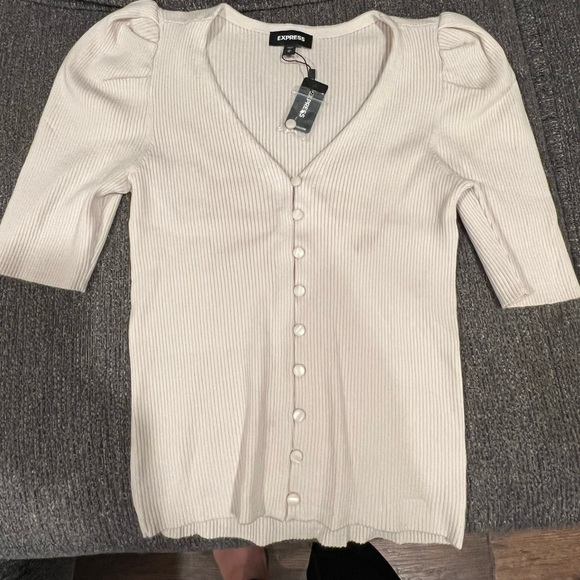 Top - Picture 1 of 1